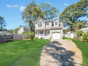 33 Rosemont Avenue, Farmingville NY 11738