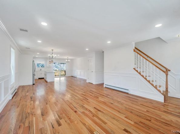 33 Rosemont Avenue, Farmingville NY 11738