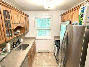 224-65 Kingsbury Avenue B, Bayside NY 11364
