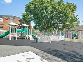 224-65 Kingsbury Avenue B, Bayside NY 11364
