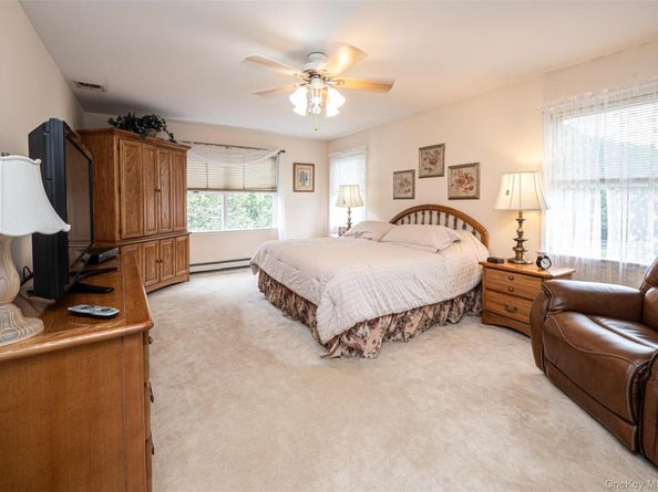 2 Moor Lane, East Patchogue NY 11772