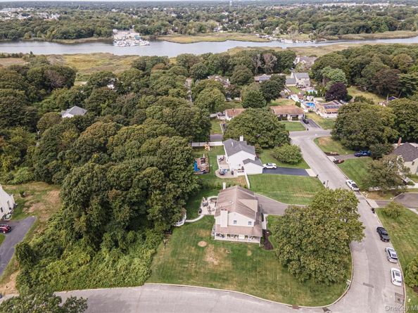 2 Moor Lane, East Patchogue NY 11772
