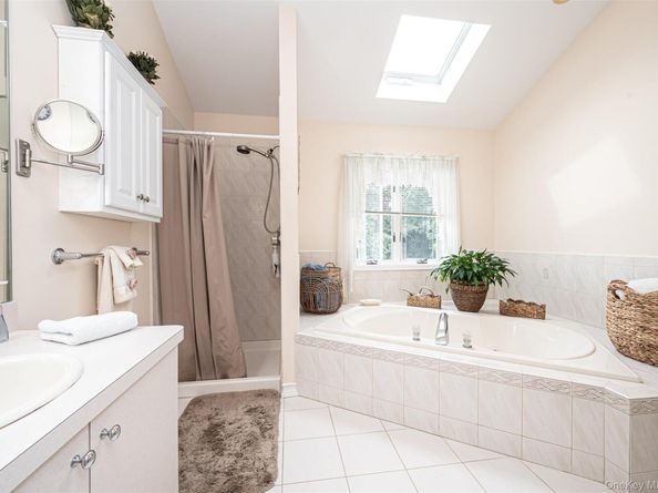 2 Moor Lane, East Patchogue NY 11772