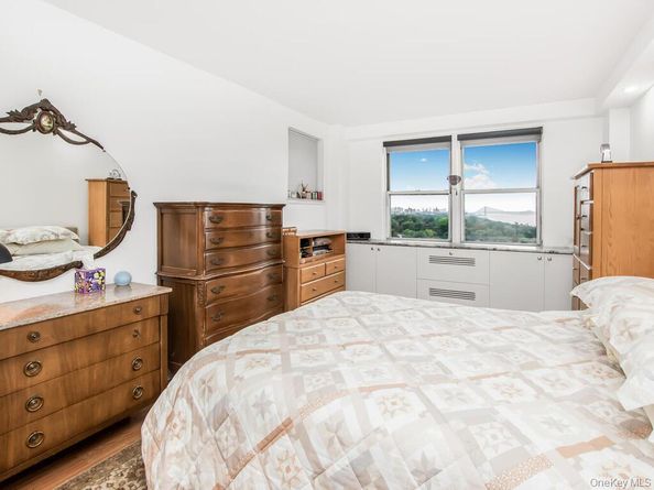 5700 Arlington Avenue 15S, Bronx NY 10471