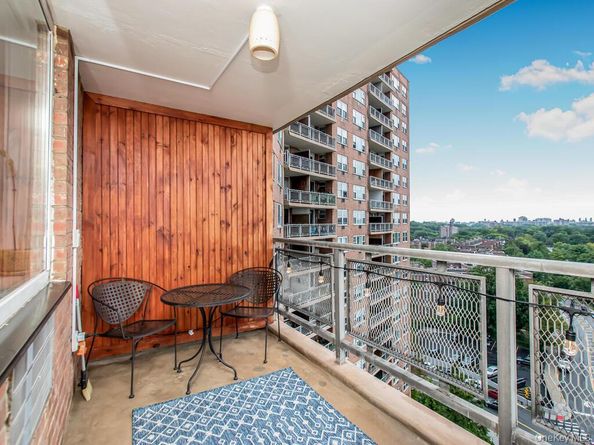 5700 Arlington Avenue 15S, Bronx NY 10471