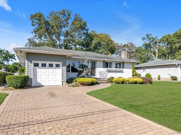 336 W 9th Street, Deer Park NY 11729