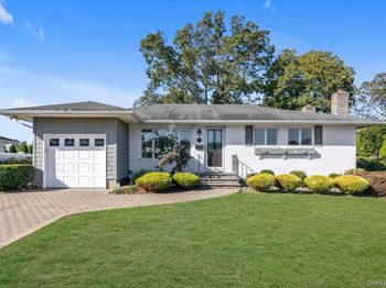 336 W 9th Street