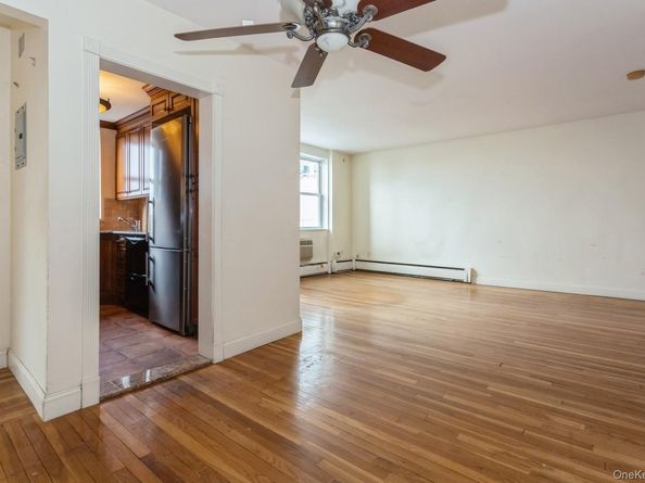 210 E Broadway 6B, Long Beach NY 11561