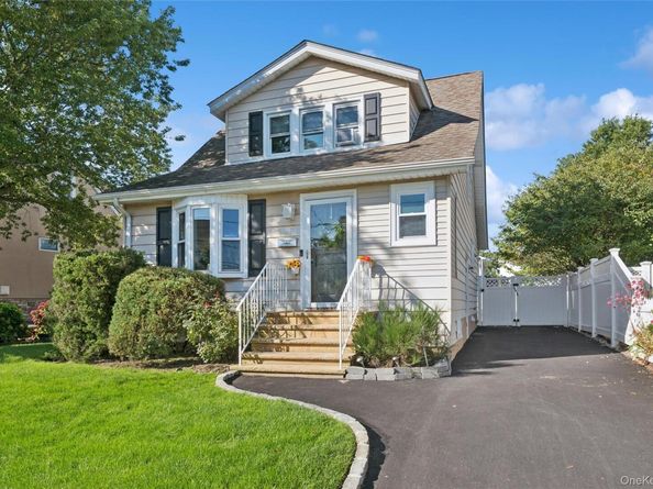 906 Ardmore Place, Bellmore NY 11710