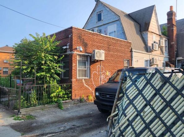 103-16 Van Wyck Expressway, Richmond Hill S. NY 11419