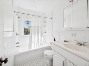 10 Oakland Avenue, Yonkers NY 10710