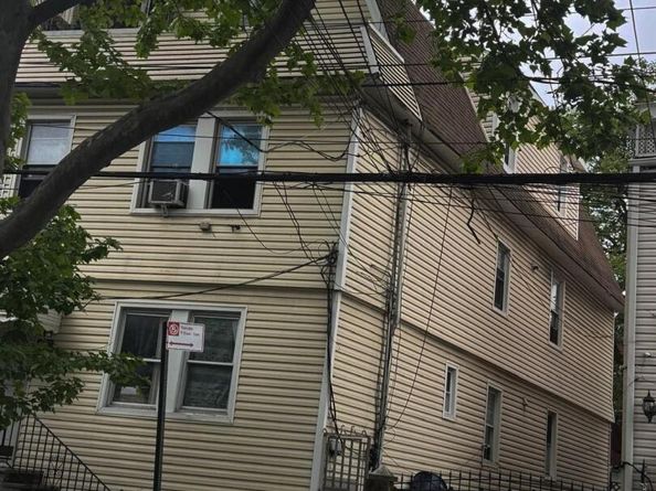 33-30 109th Street, Corona NY 11368