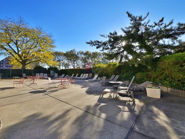 175-20 Wexford Terrace 16L, Jamaica Estates NY 11432