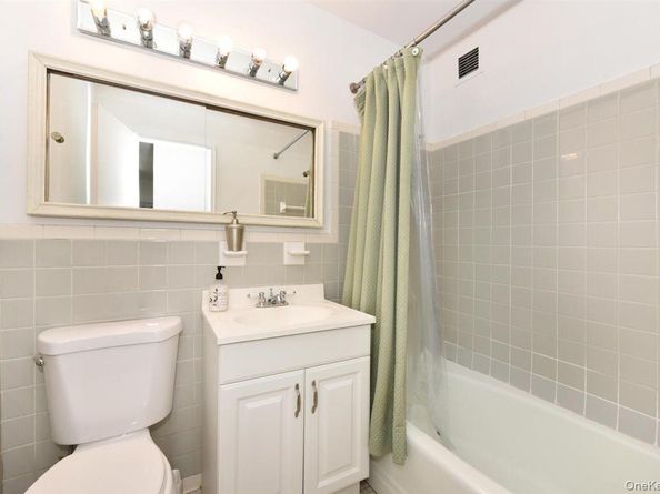 175-20 Wexford Terrace 16L, Jamaica Estates NY 11432