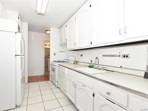 175-20 Wexford Terrace 16L, Jamaica Estates NY 11432