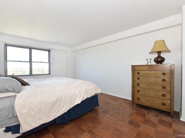 175-20 Wexford Terrace 16L, Jamaica Estates NY 11432
