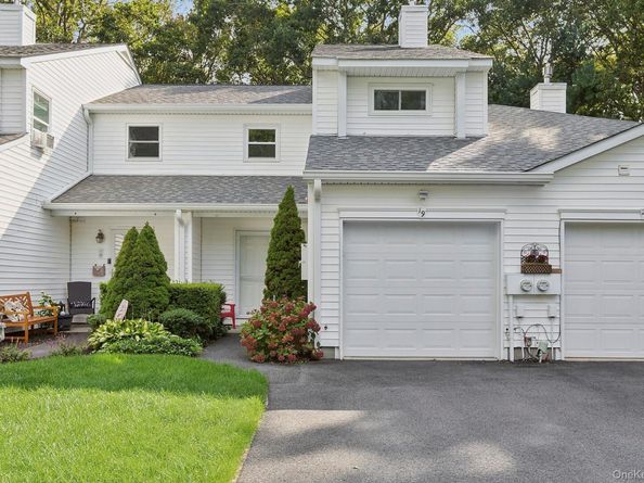 19 Bass Court, Manorville NY 11949