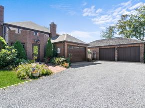 4 Saltmeadow Court, Bayport NY 11705