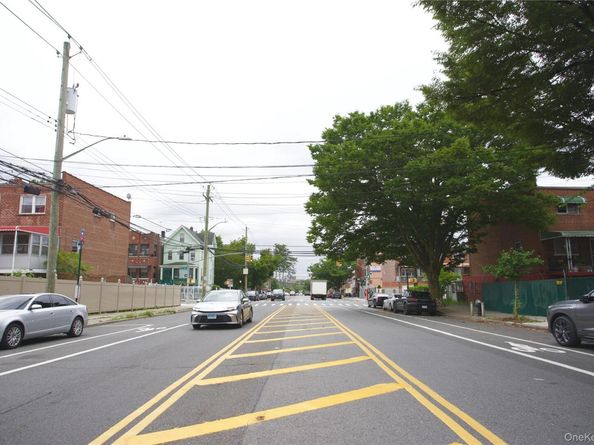3717 Bronxwood Avenue, Bronx NY 10469