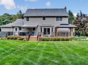 181 Landing Lane, Baiting Hollow NY 11933