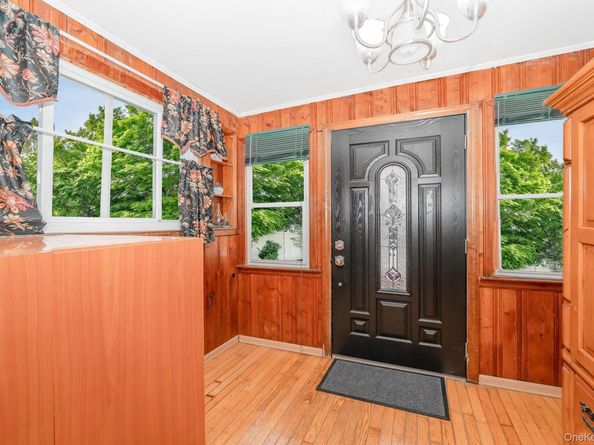 724 Foxhurst Road, Baldwin NY 11510