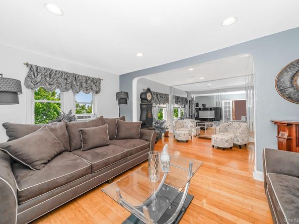 724 Foxhurst Road, Baldwin NY 11510