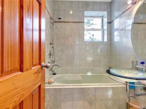 82 W End Avenue, Brooklyn NY 11235