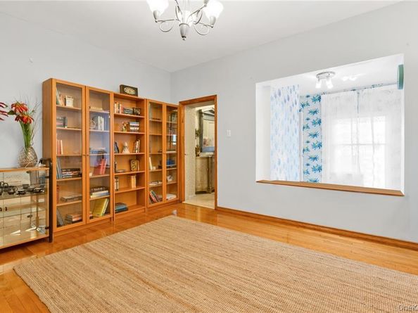 82 W End Avenue, Brooklyn NY 11235
