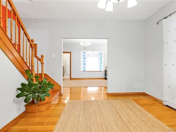 82 W End Avenue, Brooklyn NY 11235