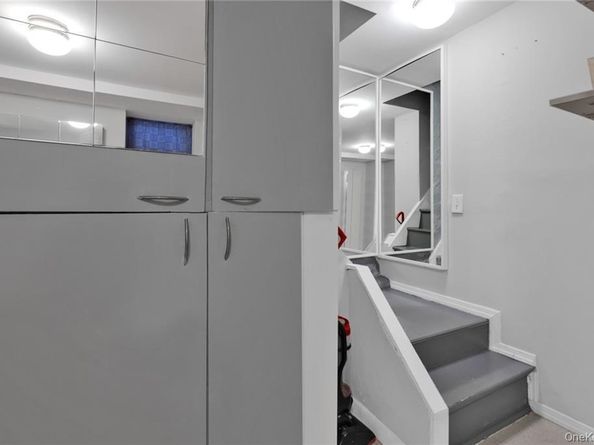 82 W End Avenue, Brooklyn NY 11235