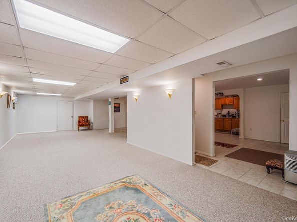 7 Sara Court, Nesconset NY 11767