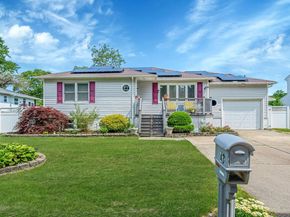 43 Ranch Drive, Shirley NY 11967