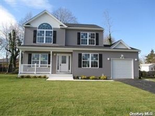 648 Bayview Avenue, Bellport NY 11713