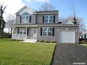 648 Bayview Avenue, Bellport NY 11713