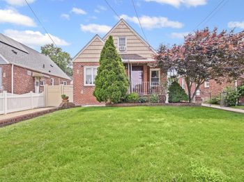 121 Alden Avenue