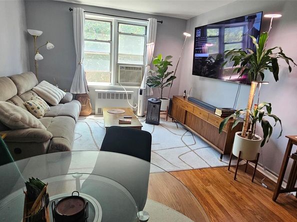 126 Church Street 2D, New Rochelle NY 10805