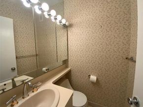 27110 Grand Central Parkway 19A, Floral Park NY 11005