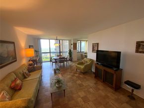 27110 Grand Central Parkway 19A, Floral Park NY 11005