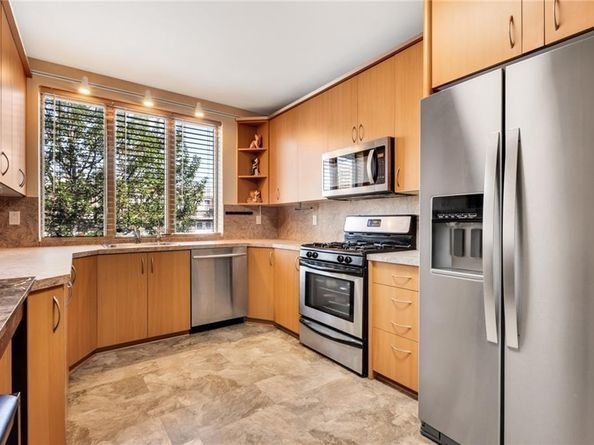 135 28th Avenue 2A, Brooklyn NY 11214