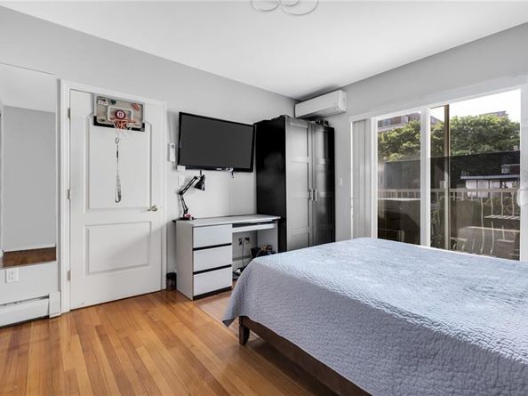 135 28th Avenue 2A, Brooklyn NY 11214