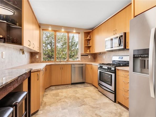 135 28th Avenue 2A, Brooklyn NY 11214