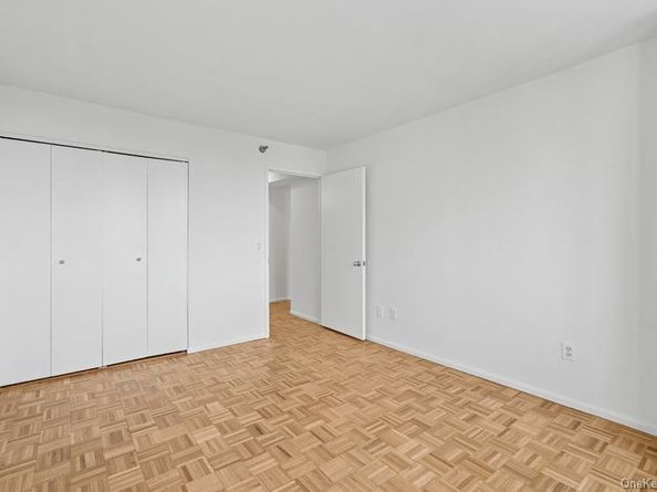 4-74 48th Avenue 35L, Long Island City NY 11109