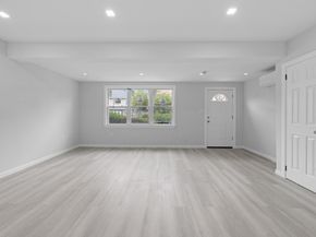 19432 113th Road, Hollis NY 11412