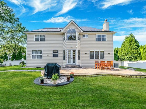 18 Cayla Lane, Port Jefferson Station NY 11776