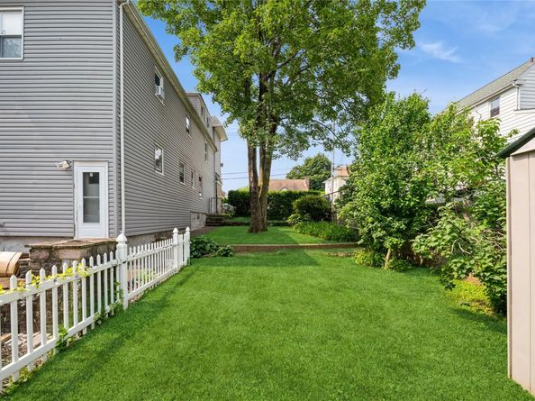 93 Edgewood Avenue, Yonkers NY 10704