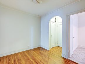 117-01 Park Lane South C5D, Kew Gardens NY 11415