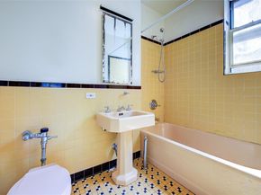117-01 Park Lane South C5D, Kew Gardens NY 11415