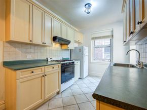 117-01 Park Lane South C5D, Kew Gardens NY 11415