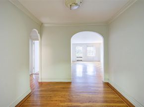 117-01 Park Lane South C5D, Kew Gardens NY 11415