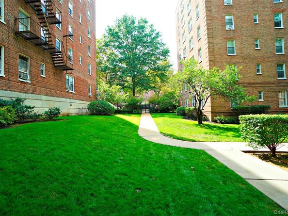 7281 113th Street 5F, Forest Hills NY 11375